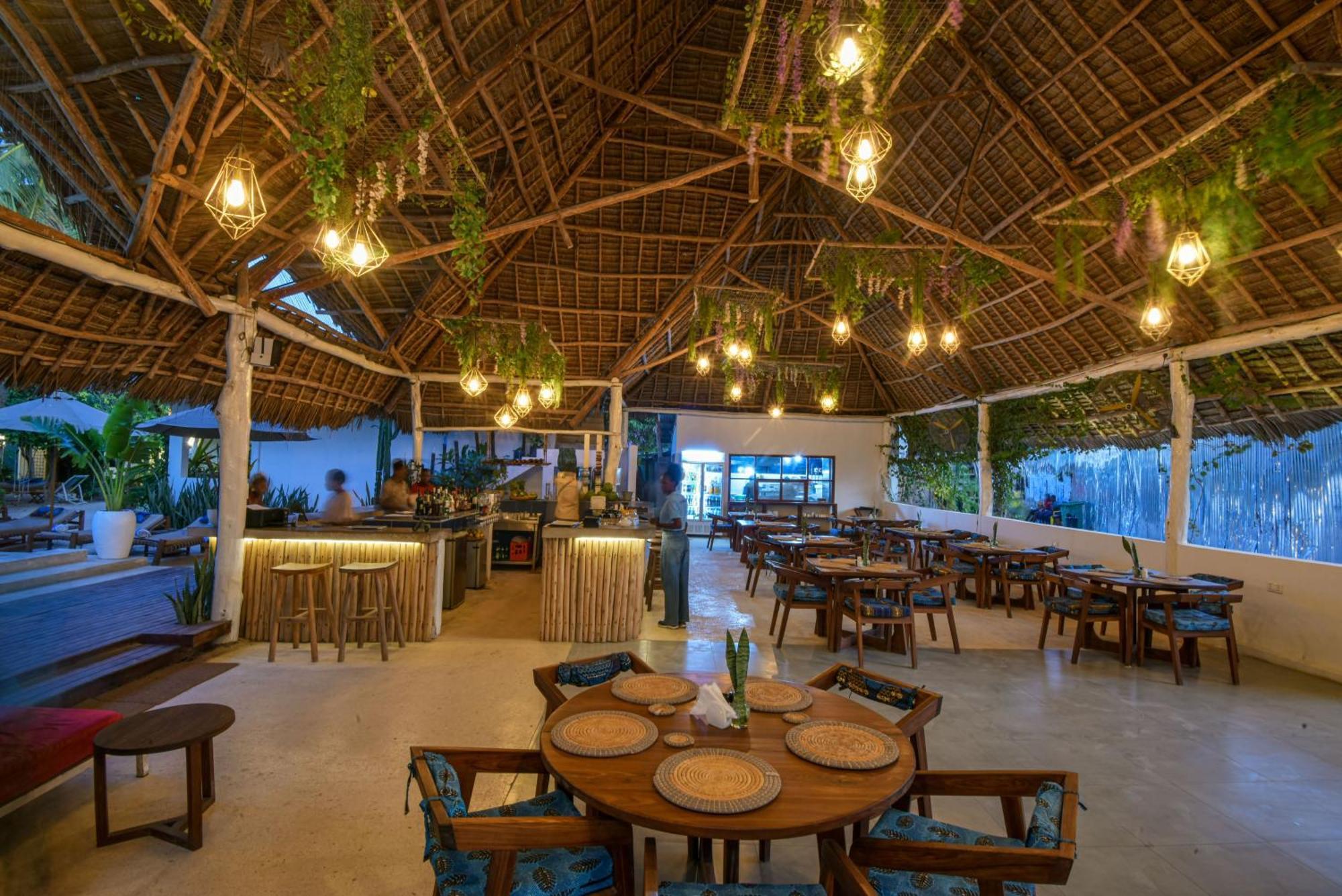 Badolina Bungalows Nungwi Extérieur photo